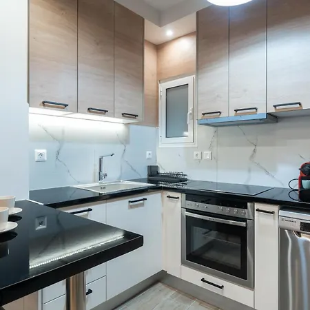 Gem Hidden Basement Treasure Apartment Athens