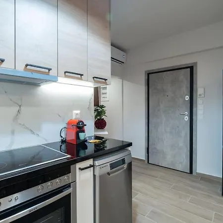 Apartment Gem Hidden Basement Treasure Athens